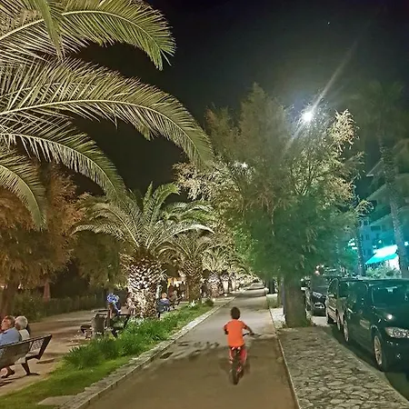 La Casa Di Cri Con Servizio Incluso! Hébergement de vacances